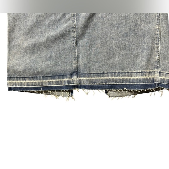 HAPPILY GRAY denim frayed w middle slit denim jean skirt w back pockets NWT - Picture 7 of 7